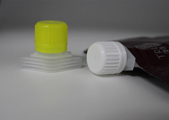 Gelbe Plastiktüllen-Kappen für tragbare Handschnallen-faltenden Beutel