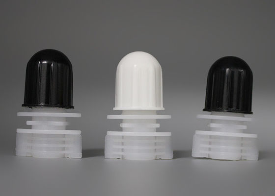 Kundengebundene 1mm Stärke-graue oder schwarze Plastiktüllen-Kappen/Schraube gießen an Tüllen