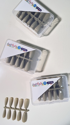 Lady-French-Stil künstliche Falschnägel Halbspitzen und Volldeckel Falschnagelspitzen