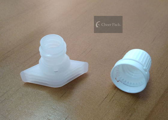 Plastiksäuglingsnahrungs-Beutel bedeckt Saugdüsen-Kappe PET Material innere Größe von 9,6 Millimeter mit einer Kappe