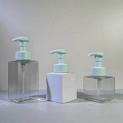 Quadratische Kosmetik-Lotion-Pumpflasche mit PET-Material und Druckpumpe für Hautpflegeverpackungen