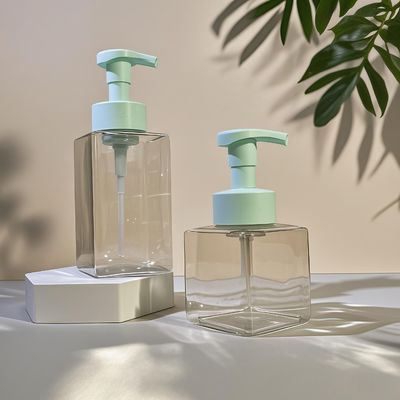 Quadratische Kosmetik-Lotion-Pumpflasche mit PET-Material und Druckpumpe für Hautpflegeverpackungen