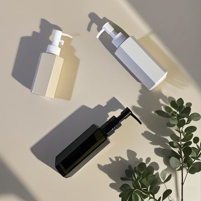 Sechseckige, gerade PET-Kunststoffflasche mit Presspumpverschluss für kosmetische Lotion oder Shampoo in 120 ml, 150 ml und 200 ml Fassungsvermögen