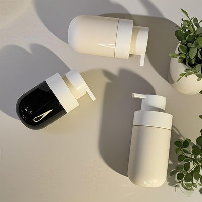 Fette, runde PET-Kosmetikflasche mit Druckpumpe und individuellem Farbsiebdruck für Schönheitsverpackungen