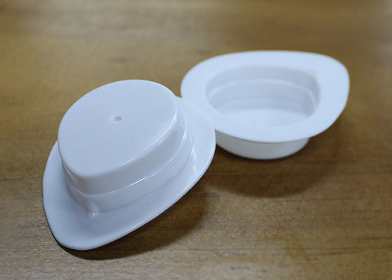 Herz-geformte kleine Plastikbehälter, Kapsel-Schlafenmasken-Schale weiß werden